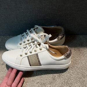 Worn once hm sneakers